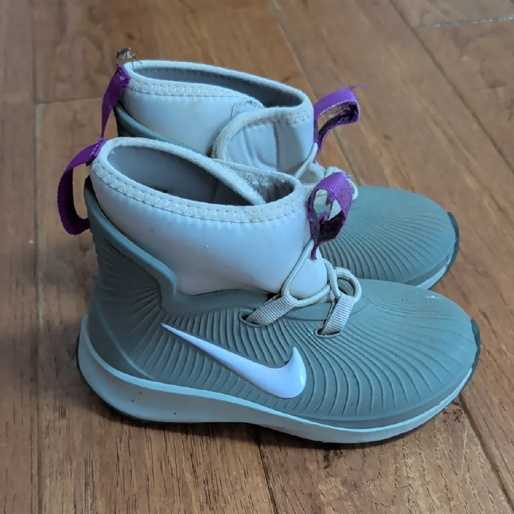 Nike Binzie Kids Rubber Rain Boots- Gray and Purple